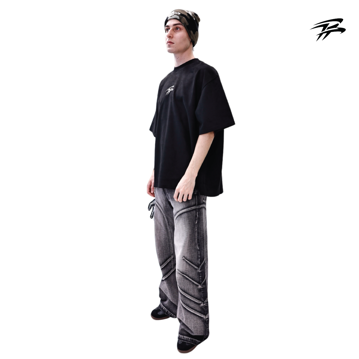 COZY PREMIUM TEE (BLACK)