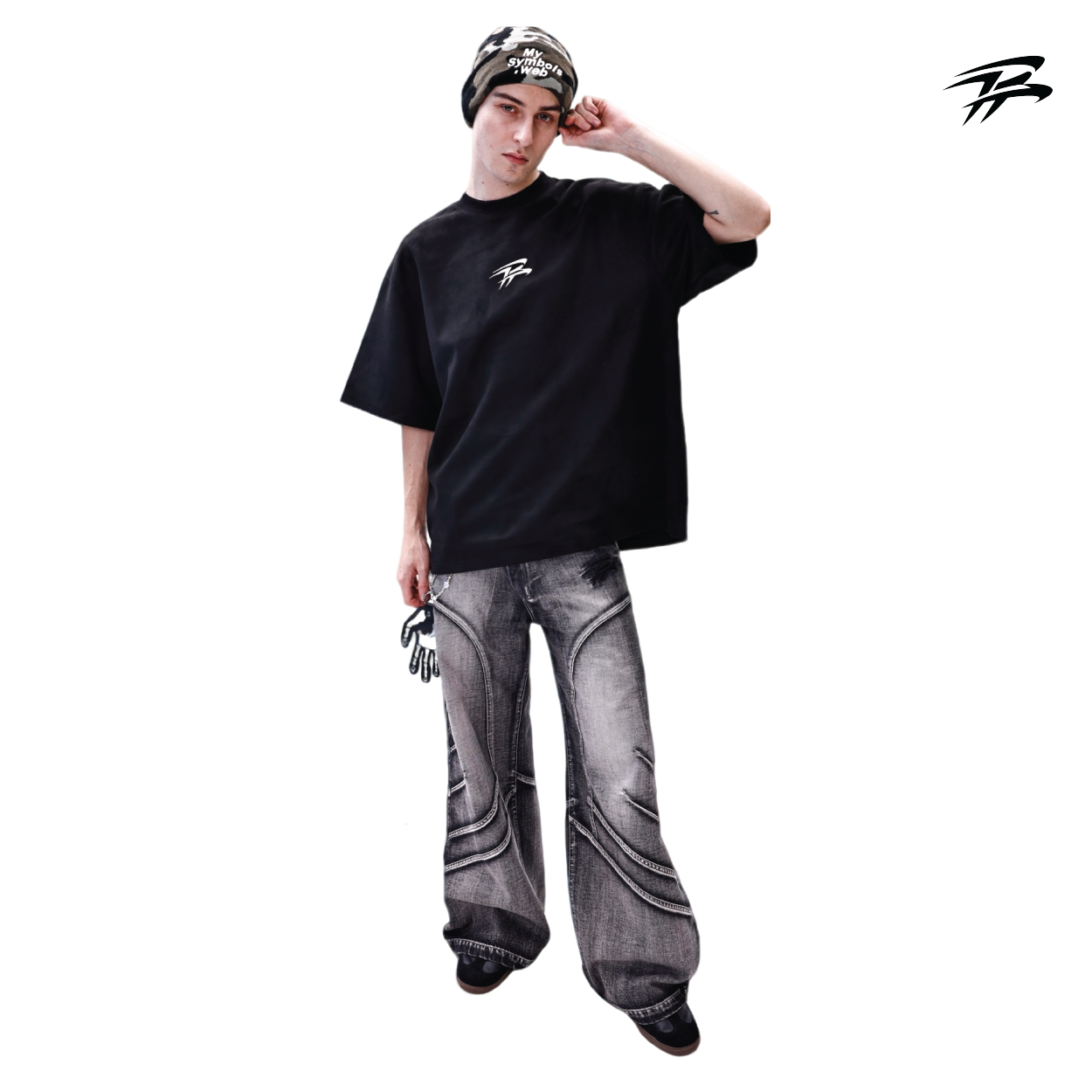COZY PREMIUM TEE (BLACK)